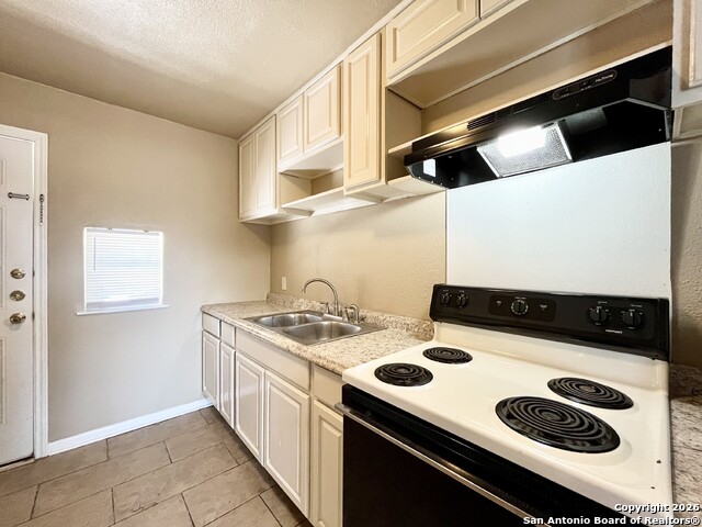 Image 13 of 33 For 245 Deerwood Dr