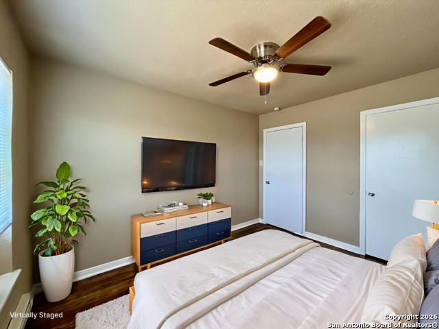 Image 5 of 33 For 245 Deerwood Dr