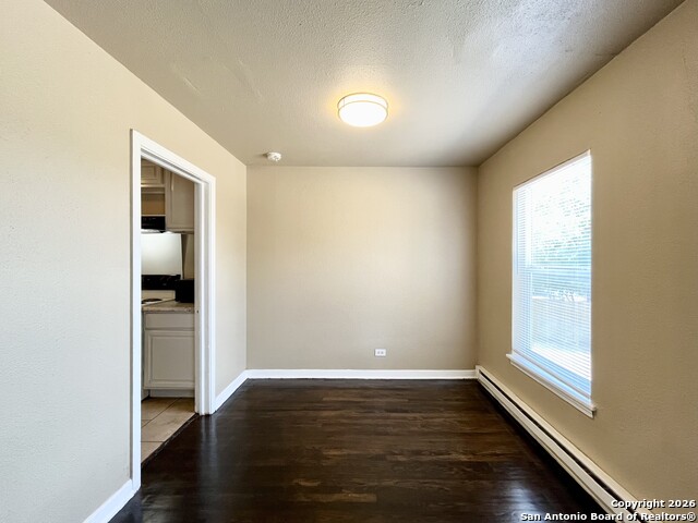 Image 9 of 33 For 245 Deerwood Dr