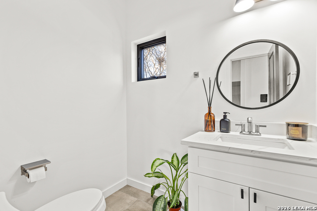 Image 10 of 18 For 710 Atlanta  710