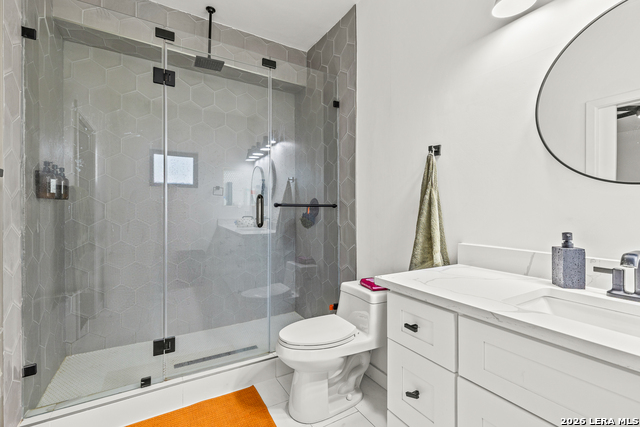 Image 14 of 18 For 710 Atlanta  710