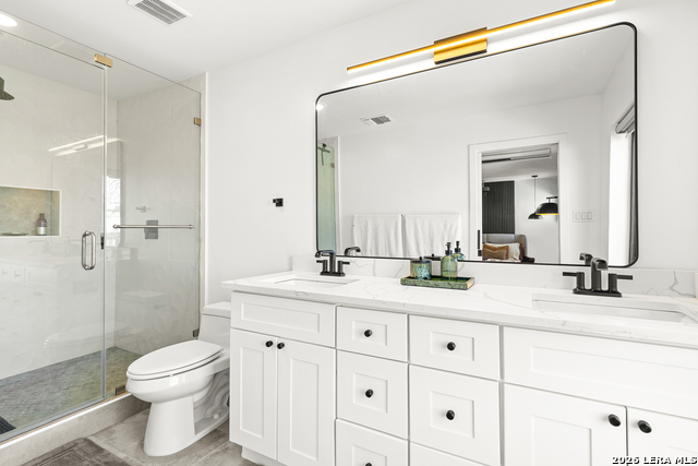 Image 16 of 18 For 710 Atlanta  710