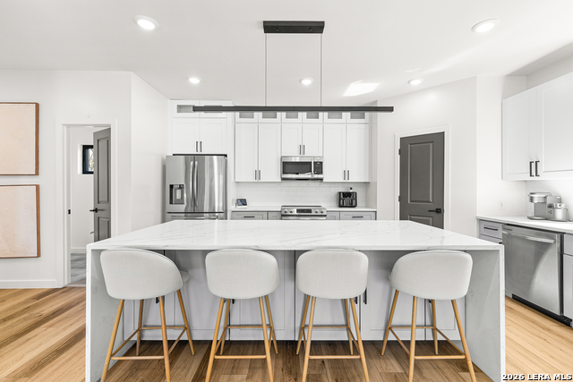 Image 5 of 18 For 710 Atlanta  710