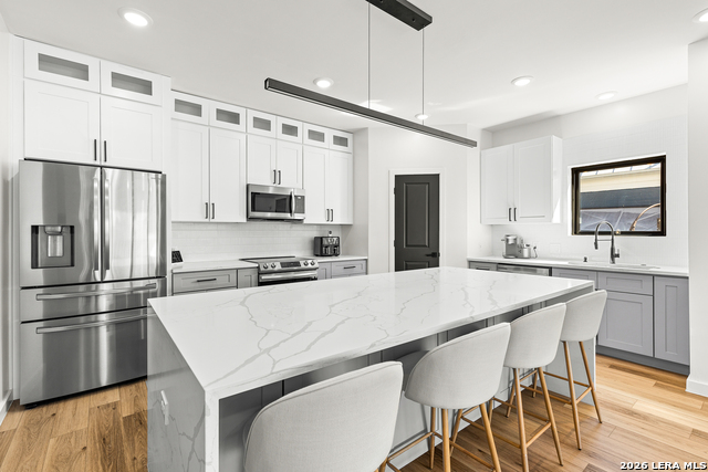 Image 6 of 18 For 710 Atlanta  710