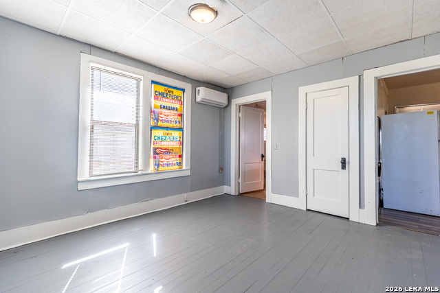 Image 16 of 28 For 905 4th  