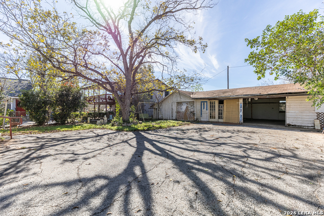 Image 24 of 28 For 905 4th  