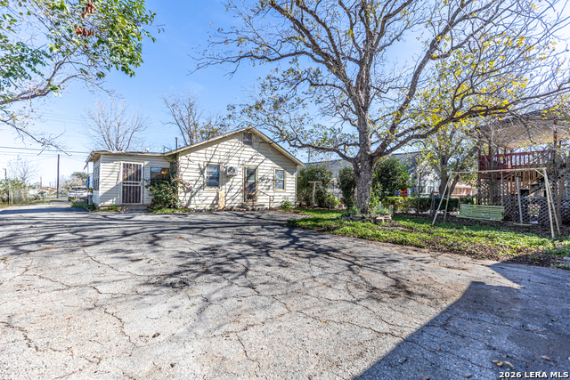 Image 25 of 28 For 905 4th  