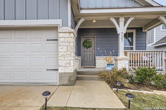 Image 4 of 21 For 721 Sweetgrass