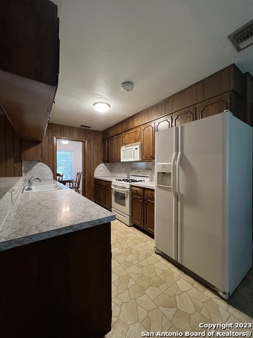 Image 10 of 30 For 1735 Donaldson Ave