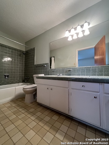 Image 17 of 30 For 1735 Donaldson Ave