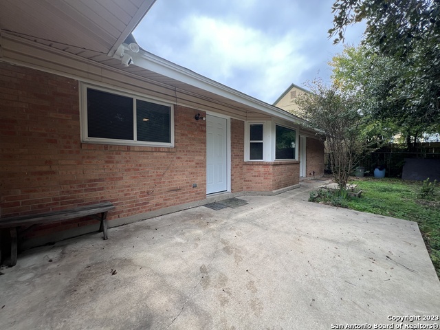 Image 27 of 30 For 1735 Donaldson Ave