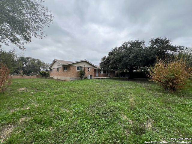 Image 29 of 30 For 1735 Donaldson Ave