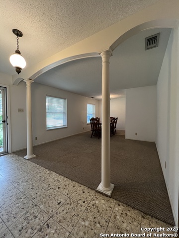 Image 5 of 30 For 1735 Donaldson Ave