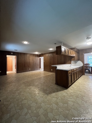 Image 8 of 30 For 1735 Donaldson Ave