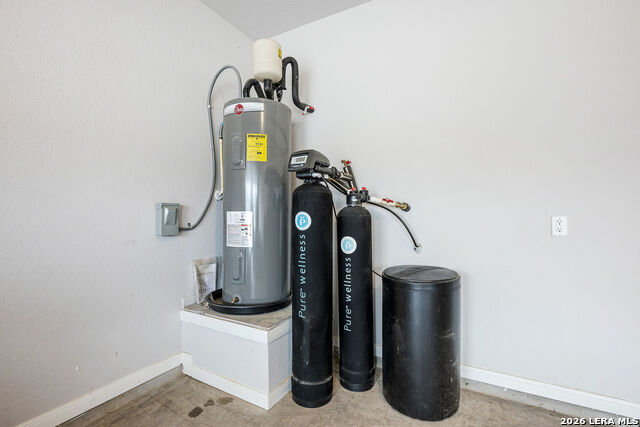 Image 25 of 28 For 5903 Larkspur Valley