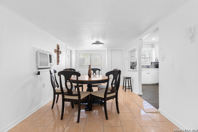 Image 17 of 32 For 615 Overhill Drive