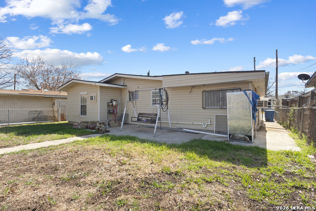 Image 27 of 32 For 615 Overhill Drive