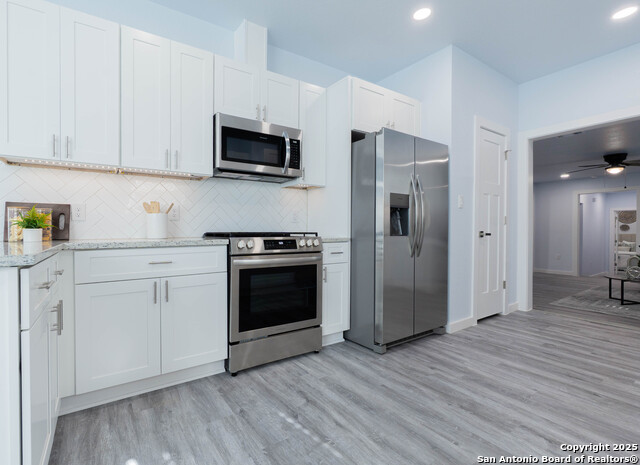 Image 3 of 15 For 418 Gulf  