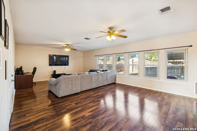 Image 13 of 33 For 1214 Tetford