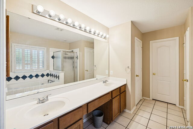 Image 22 of 33 For 1214 Tetford