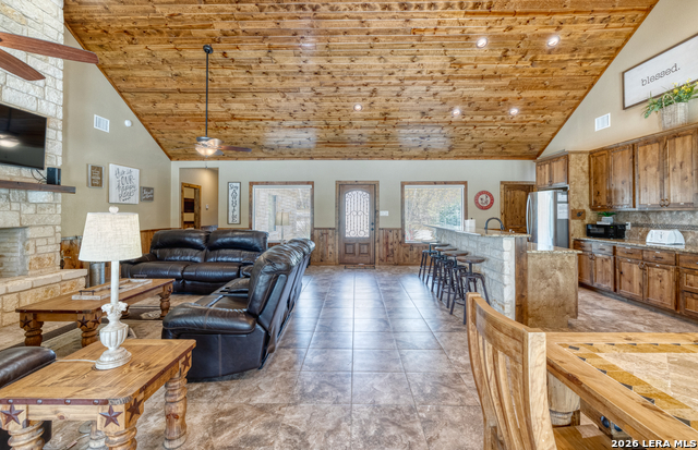 Image 14 of 50 For 274 Mountain Laurel