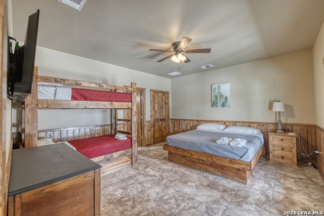 Image 17 of 50 For 274 Mountain Laurel