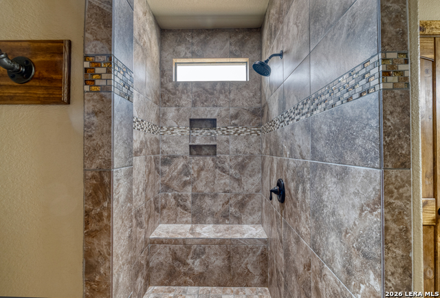 Image 23 of 50 For 274 Mountain Laurel