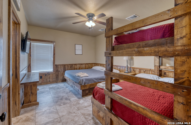 Image 27 of 50 For 274 Mountain Laurel