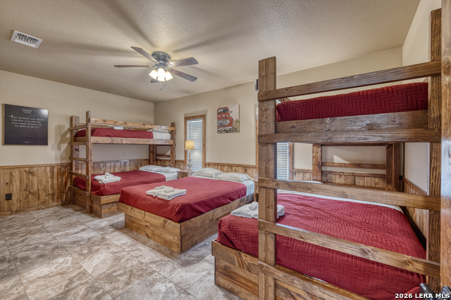 Image 31 of 50 For 274 Mountain Laurel