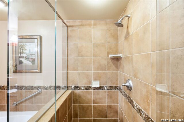 Image 25 of 54 For 215 Center St N 1503