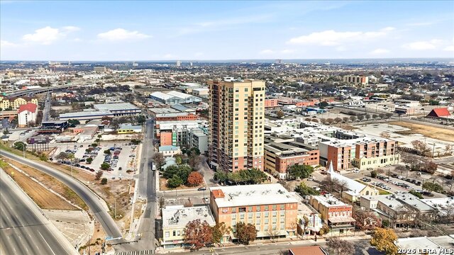 Image 39 of 54 For 215 Center St N 1503