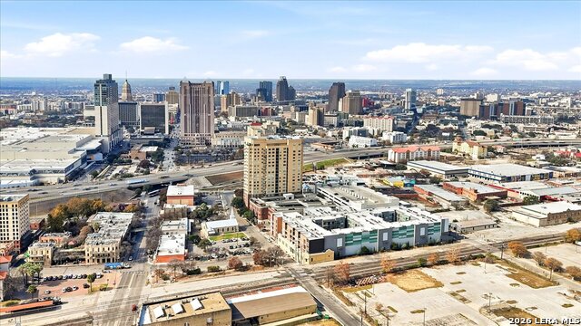 Image 42 of 54 For 215 Center St N 1503