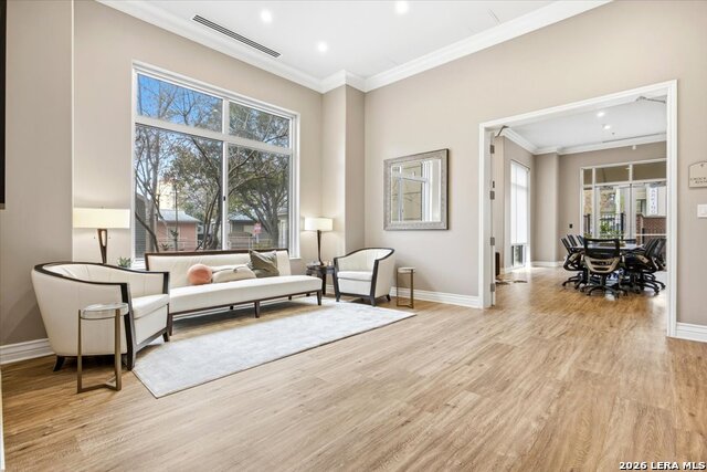 Image 47 of 54 For 215 Center St N 1503