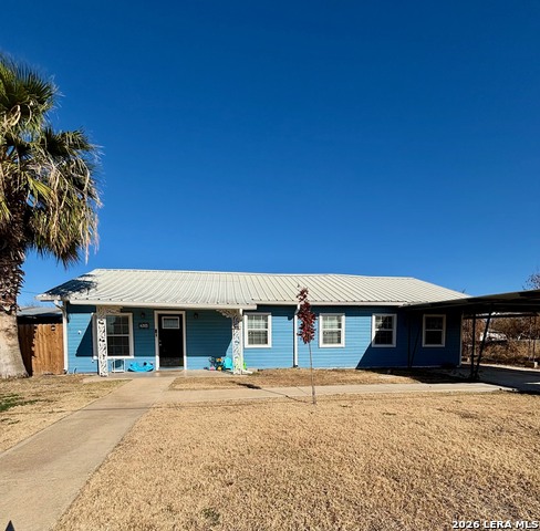 Details for 211 Maverick E, Crystal City, TX 78839