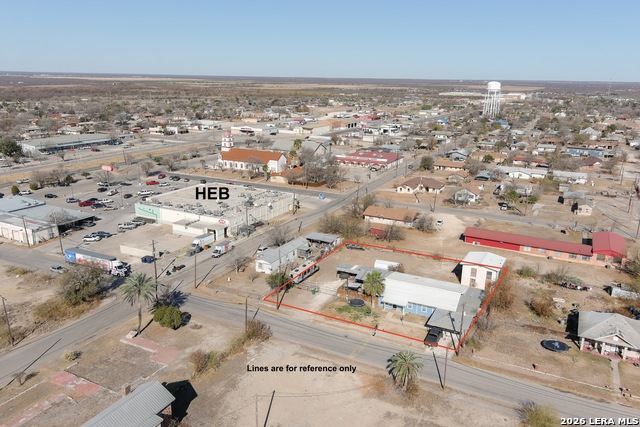 Listing photo id 14 for 211 Maverick E