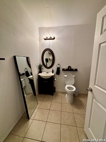 Listing photo id 7 for 211 Maverick E