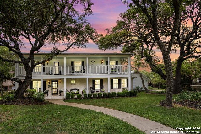 Image 4 of 50 For 29715 Windchime Hill