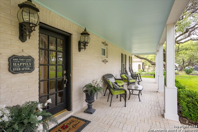 Image 9 of 50 For 29715 Windchime Hill