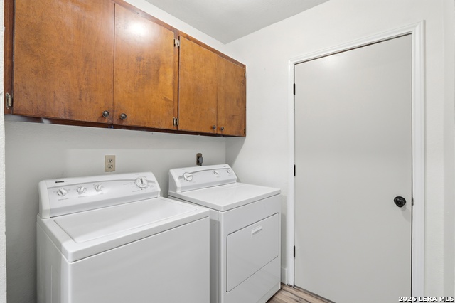 Image 14 of 30 For 1300 Cyrus Mccormick