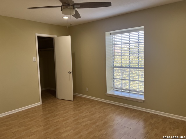 Image 12 of 16 For 8401 New Braunfels N 344