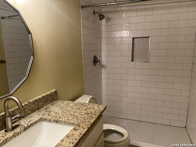 Image 14 of 16 For 8401 New Braunfels N 344