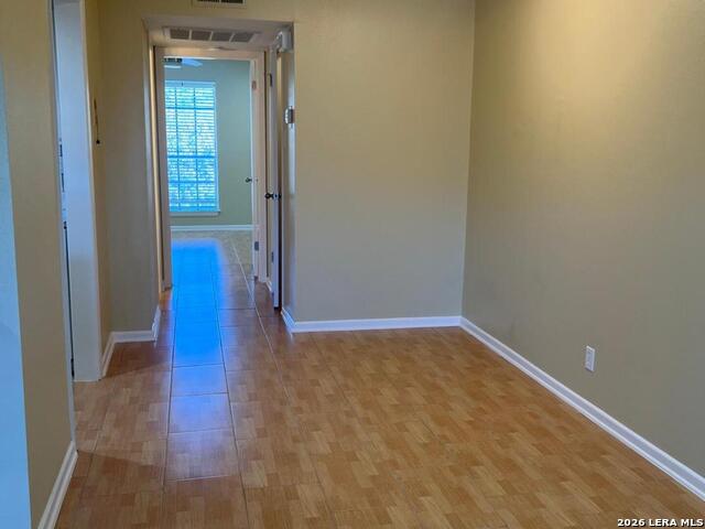 Image 6 of 16 For 8401 New Braunfels N 344