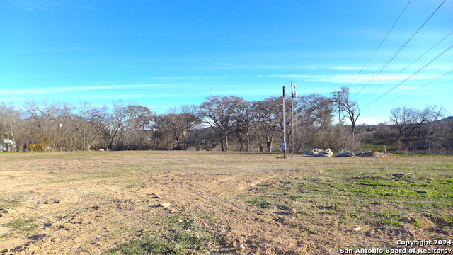 Image 14 of 16 For 327 Idlewilde