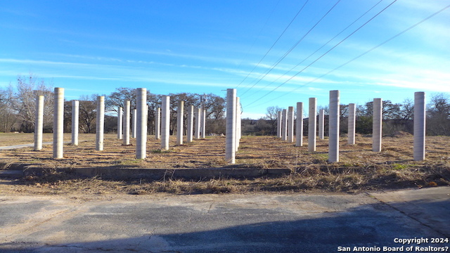 Image 6 of 16 For 327 Idlewilde