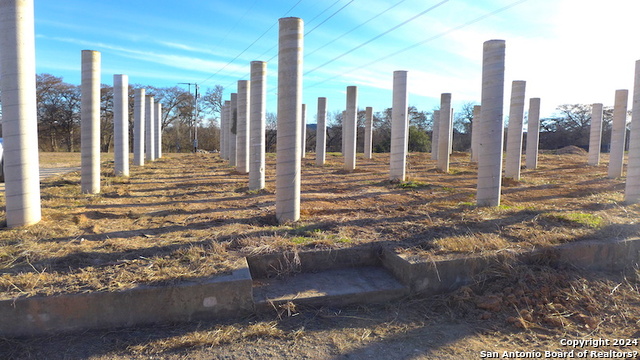 Image 7 of 16 For 327 Idlewilde