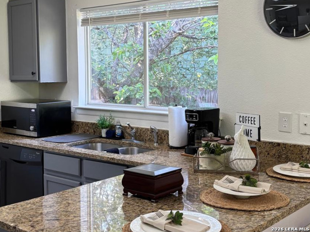 Image 11 of 19 For 7306 Huntwood