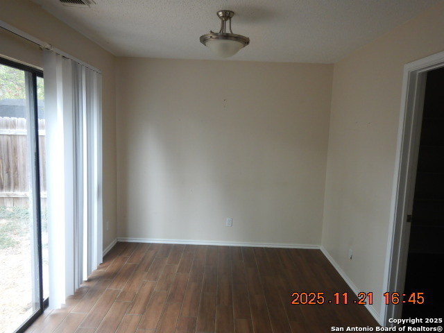 Image 7 of 18 For 7311 Belmede Ct