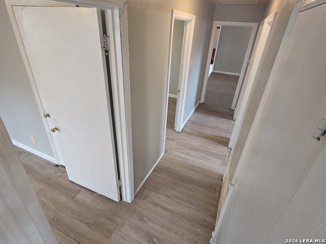 Image 12 of 25 For 341 Longview