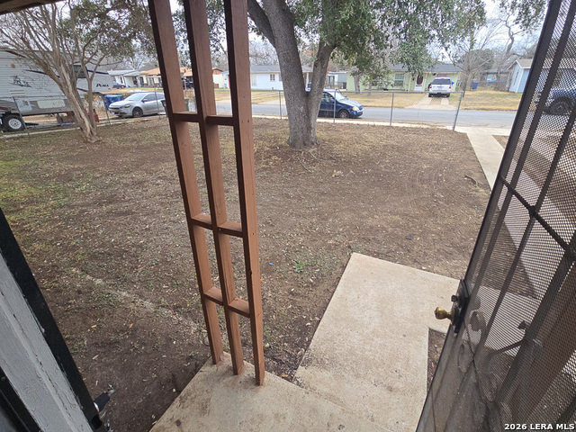 Image 23 of 25 For 341 Longview