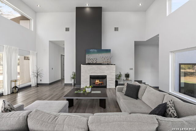 Image 11 of 42 For 31109 Windmill Lane